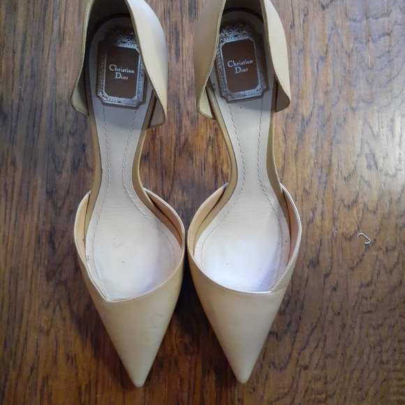 GORGEOUS Preowned CHRISTIAN DIOR Ja's EUR 41 US 10.5 Nude Slingback Heels. - Picture 5 of 7